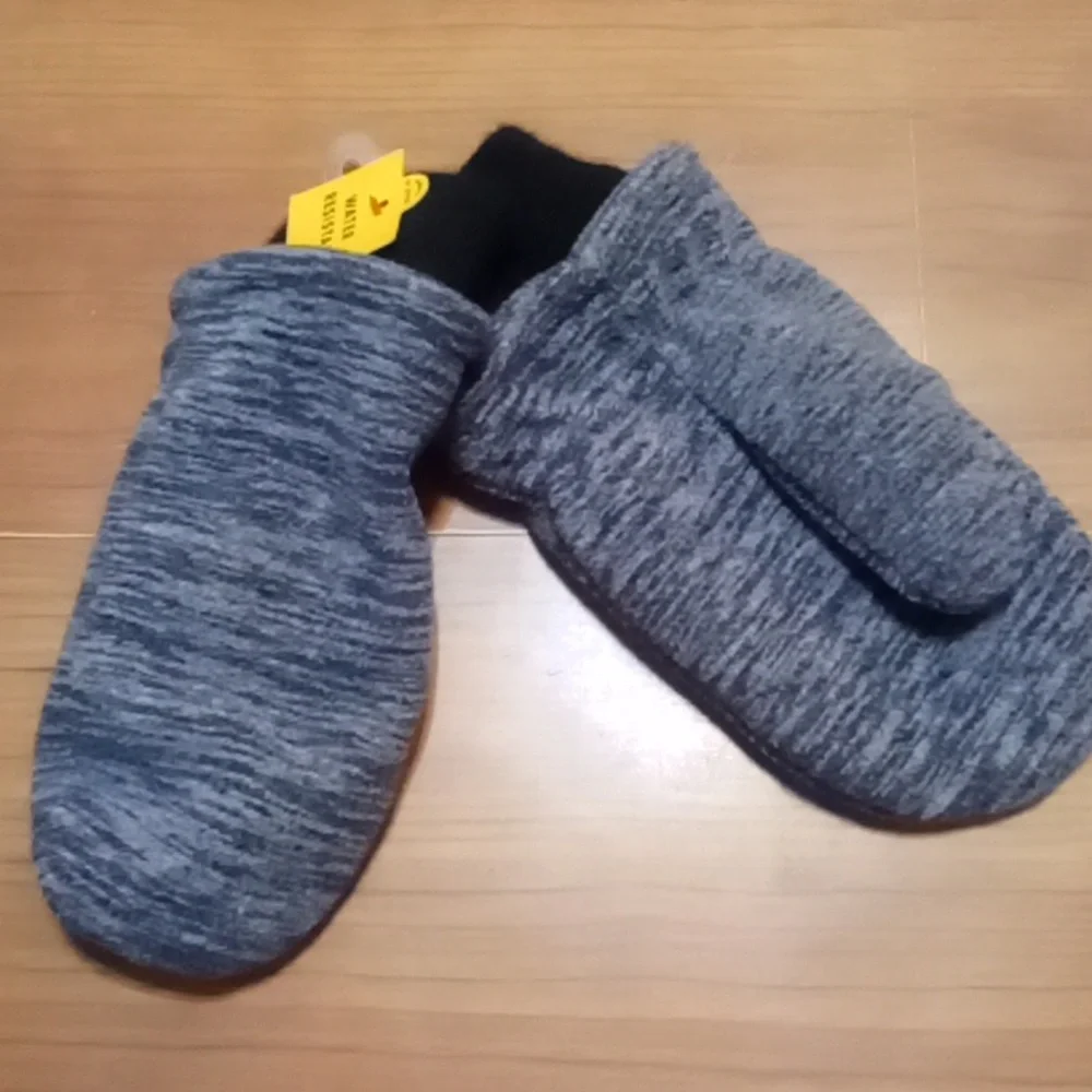 Bundle-toddler beanie w/matching mittens-2T-5T